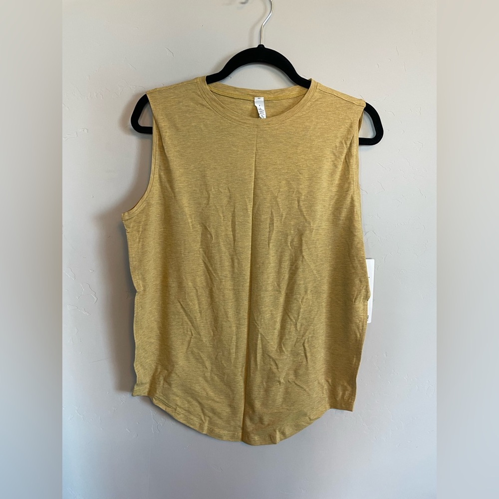 Lululemon tank top